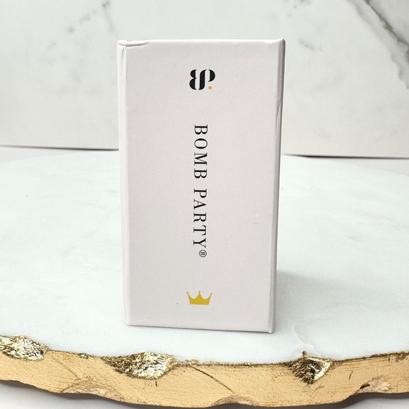 Bomb Party Reign Princess A Blooming Queen RBP7672 Aqua Cubic Zirconia Ring NWT - Picture 3 of 9